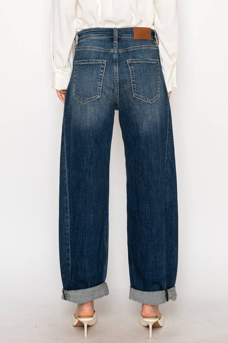 HIGH RISE RELAXED TAPERED DARK WASH BARREL JEANS: 3 (25)