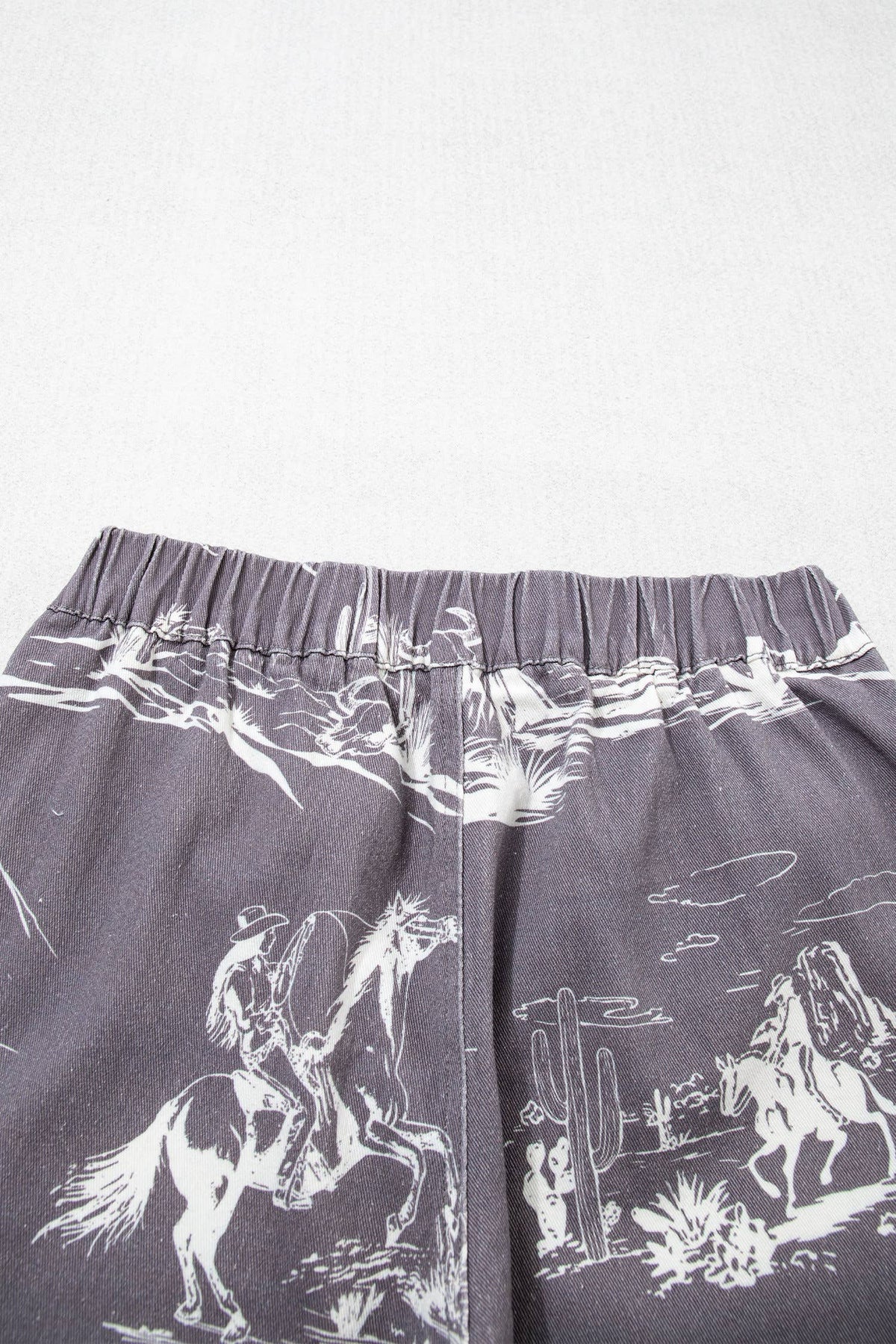 66 Western Wild West Riding Vintage Printed Shift Jeans: Gray / 12