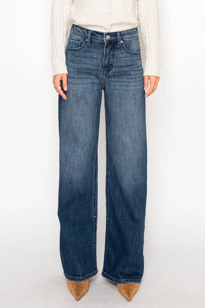 INSEAM TRANFORM TUMMY CONTROL HIGH RISE A-WIDE JEANS: 11 (29)